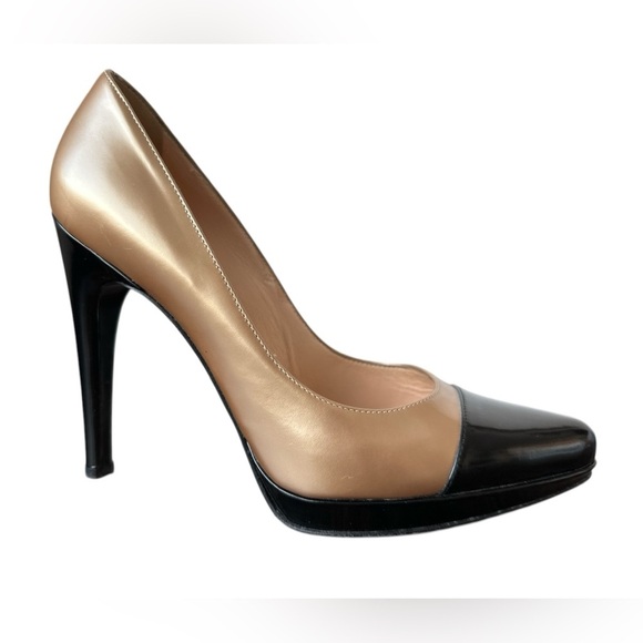 Casadei Shimmer Gold & Black Two Tone Pump Heels - Picture 5 of 16